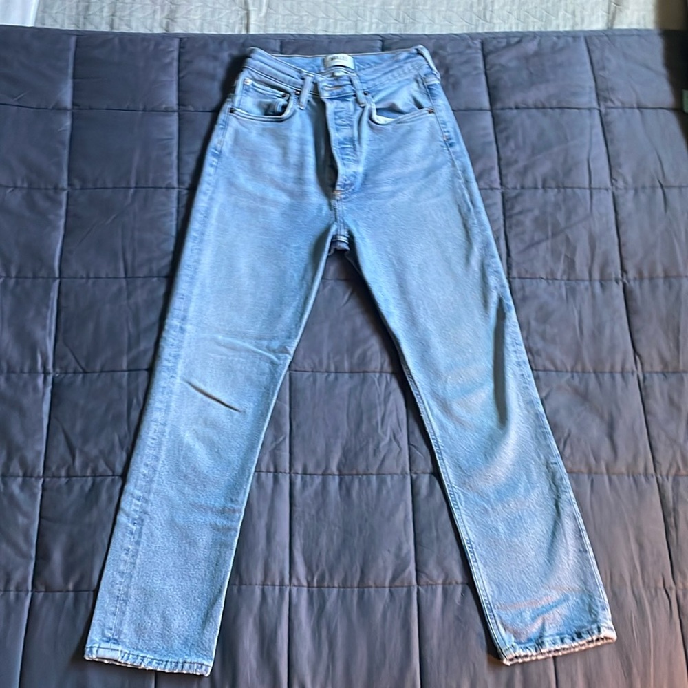 Women’s AGOLDE denim jeans. Riley. Size 25.